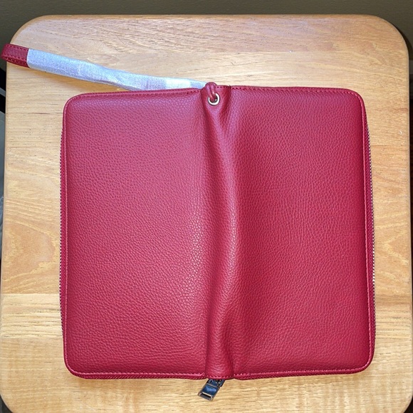 Red Zippy Wristlet/Wallet NWT 9”x5” - Picture 5 of 6
